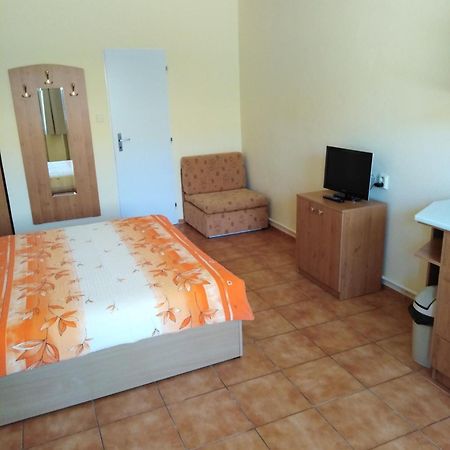 Privát Sulamit Hotel Podhájska Exterior foto